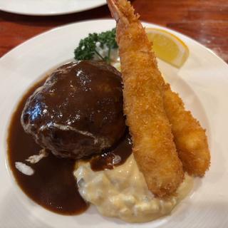 セットハンバーグ＆海老フライ
(ごはん・みそ汁・サラダ付き)