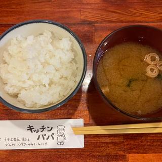 ハンバーグとチキン南蛮