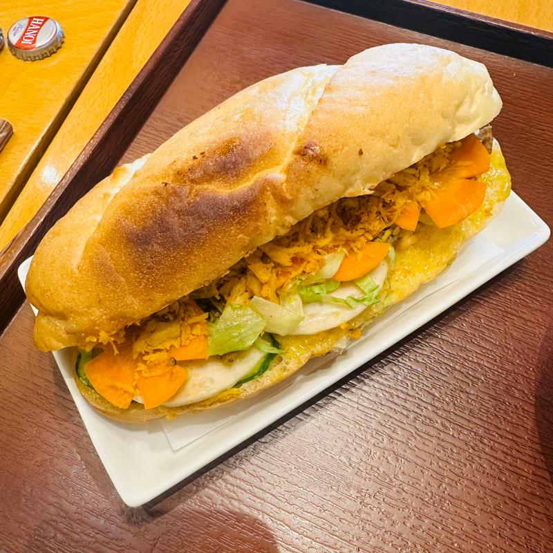 フルトッピングバインミー(ベトナム料理NON SEN)