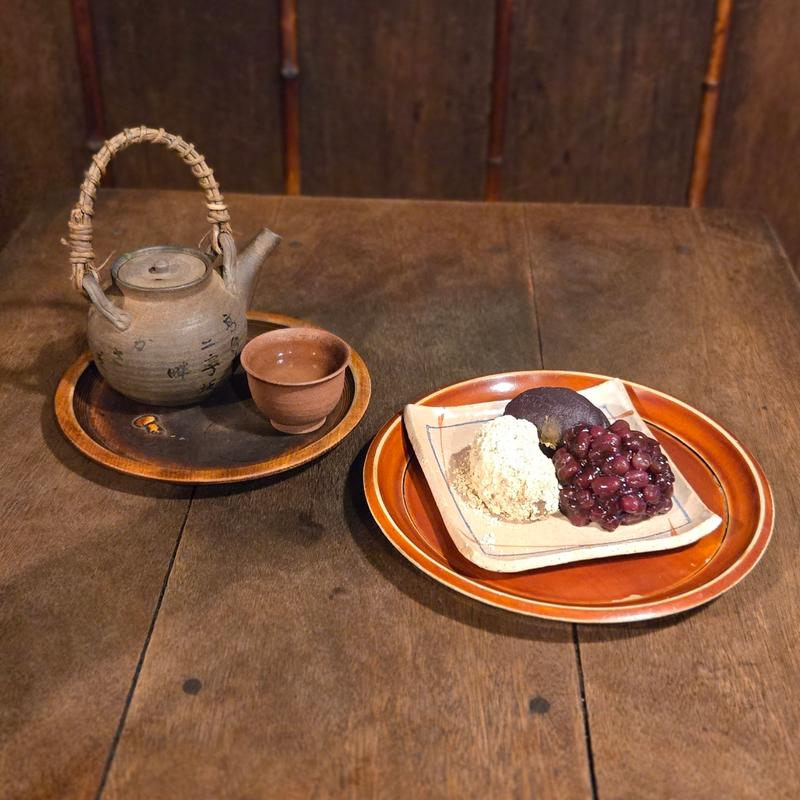 三色 萩乃餅(かさぎ屋 （かさぎや）)