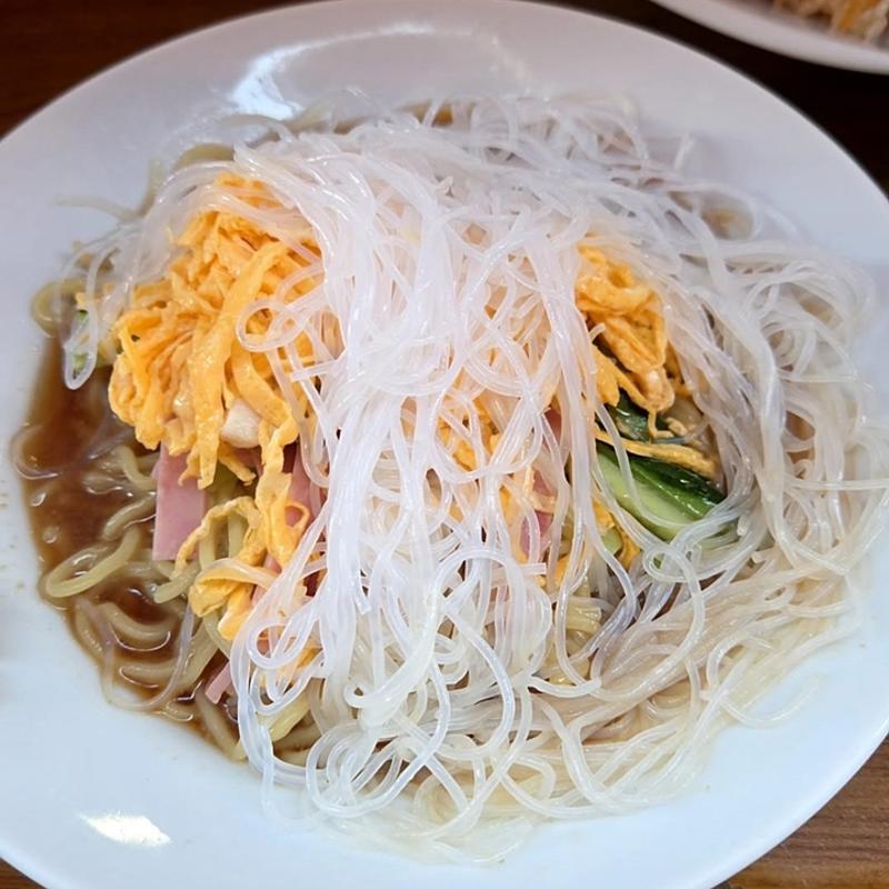 冷やし中華(珍々軒 （ちんちんけん）)