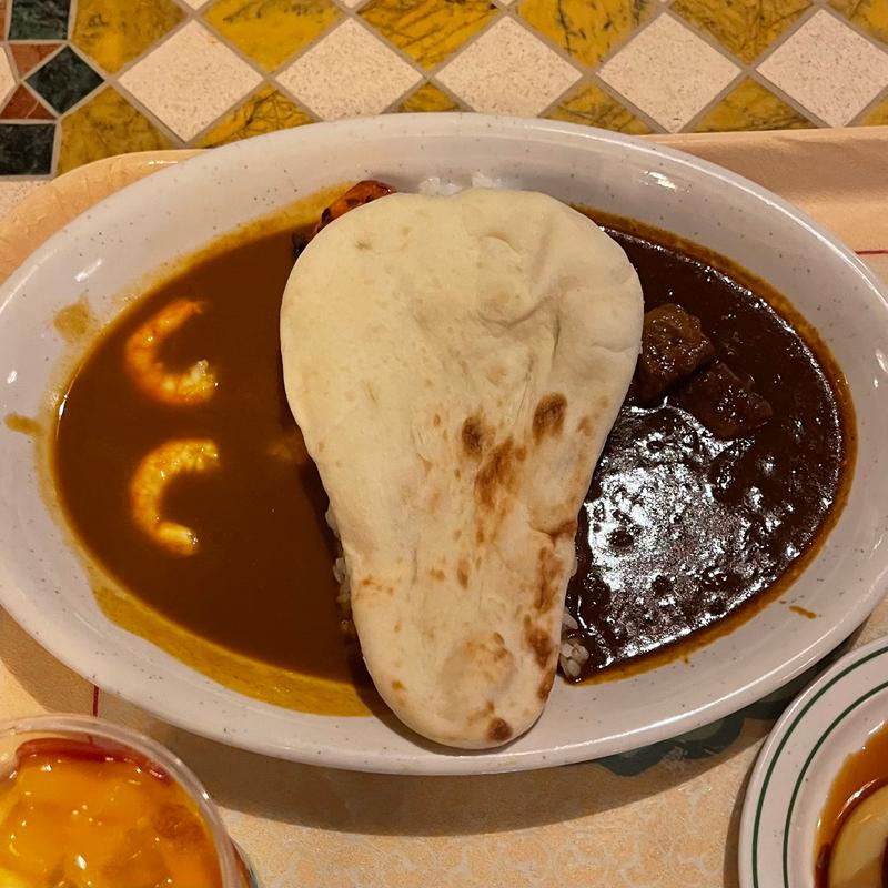 コンビカリー、タンドーリチキン添え(カスバ・フードコート)