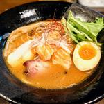 サーモン味噌そば