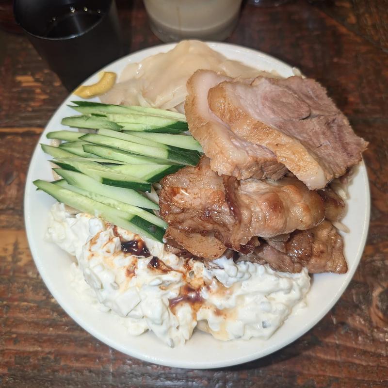 すごい冷やし中華 豚増し(立川マシマシ 国分寺店)