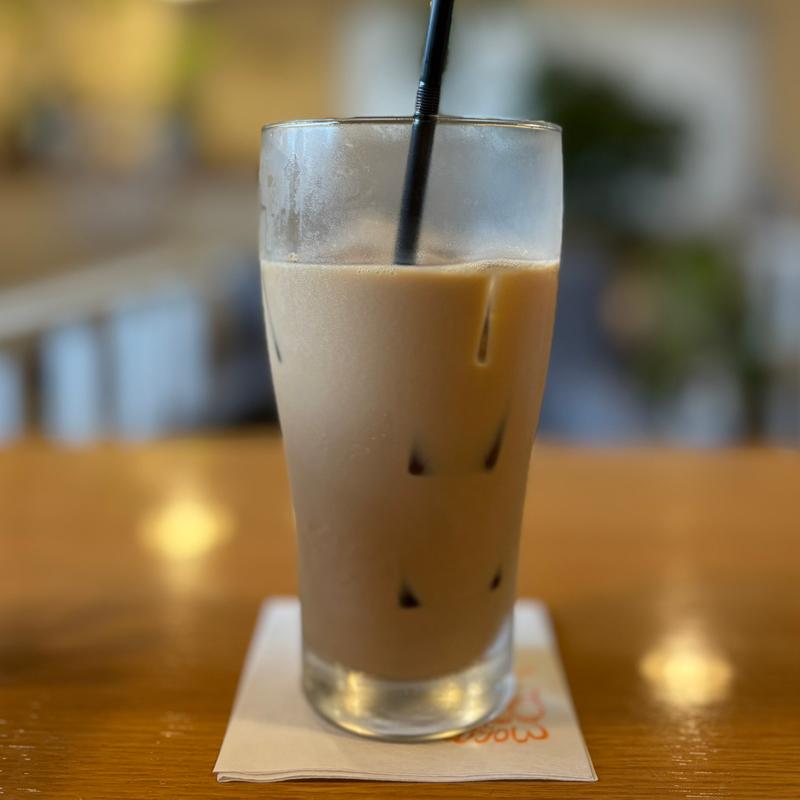 ラージアイスカフェオレ(CAFE MOGMOF)