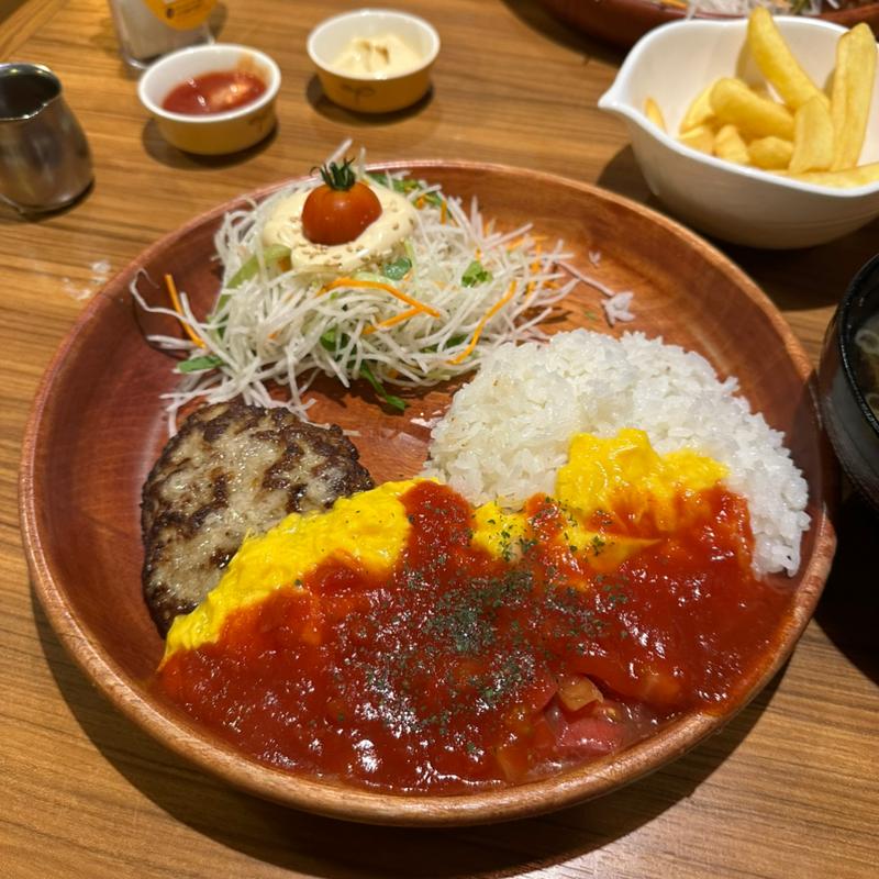 角切りトマトのオムバーグディッシュ(びっくりドンキー姫路飾磨店)