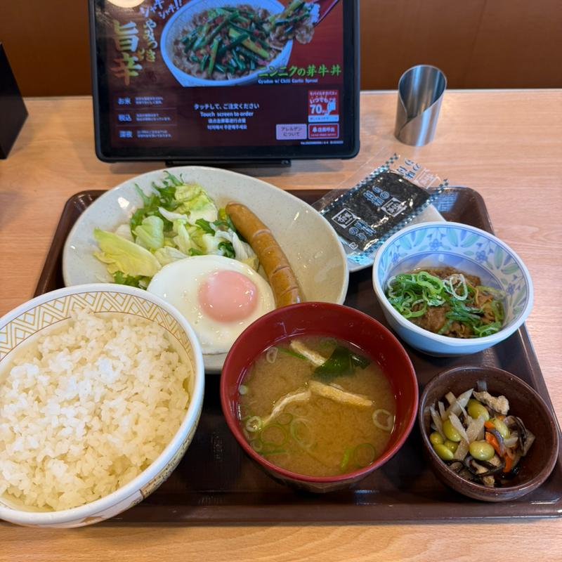 牛小鉢ソーセージエッグ朝食(すき家 稲敷江戸崎店 )