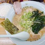 ラーメン　中