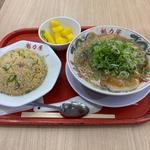 京都背脂醤油ラーメンと焼きめし大