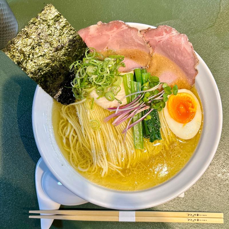 飛騨地鶏と蛤の貝塩(上中華)(中華そば とり木瓜)