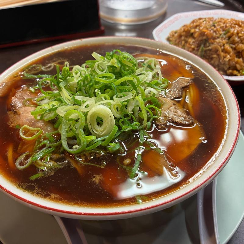 Aセット(中華そば＋やきめし(小)(新福菜館 KiKi京橋店 )