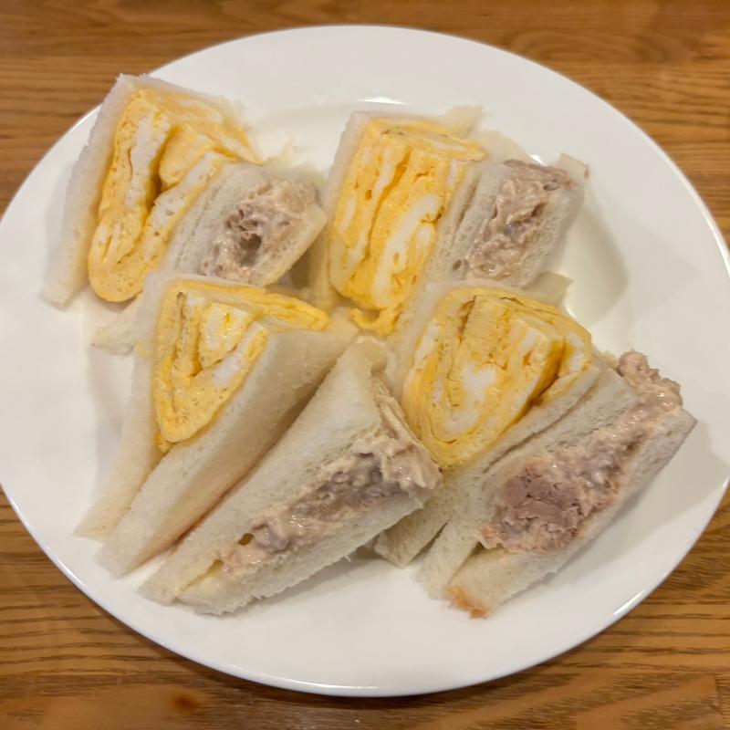 サンドイッチセット（エッグ、ツナ）(珈琲店 桂 台東区役所西横店)
