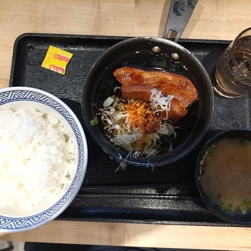 厚切り豚角煮定食(吉野家 大井町駅西口店 )