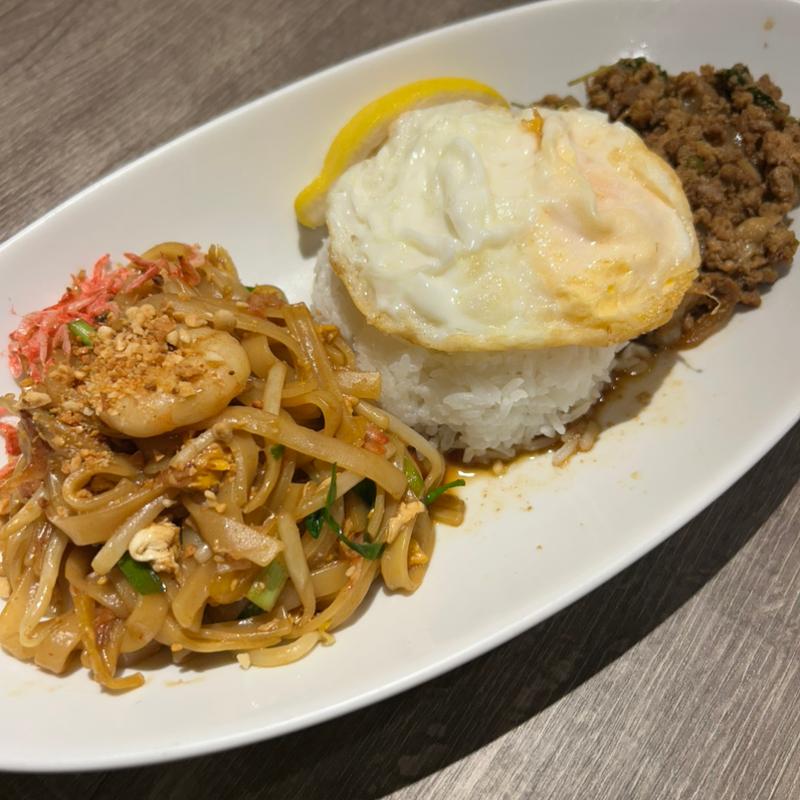 ガパオ＆パッタイセット(ガァウタイ)