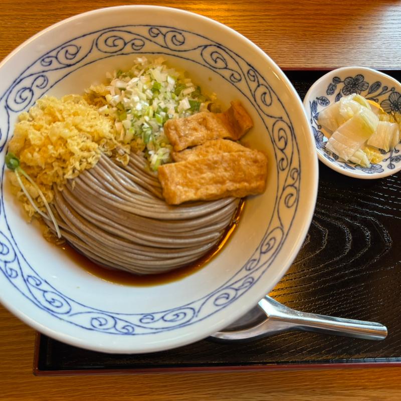 冷やしたぬき蕎麦（中盛）(蕎麦処たぬきときつね)
