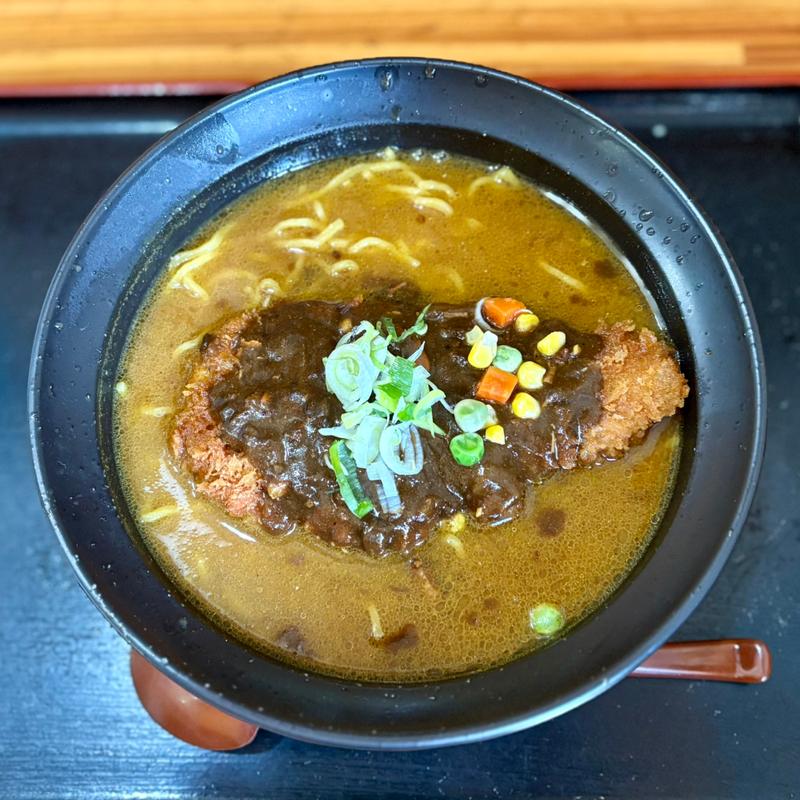 かつカレーラーメン(あらた)