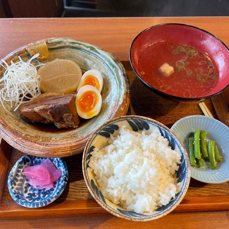 豚角煮定食(大衆酒場 大旦那 扇町店)
