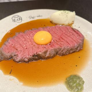 和牛ローストビーフ定食　てりやき卵黄ソース
