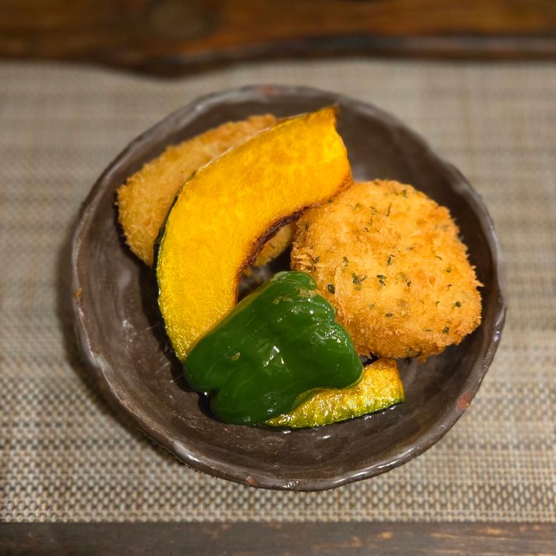 お好きなコロッケ2個(つよしのコロッケ本舗 （ツヨシノコロッケホンポ）)