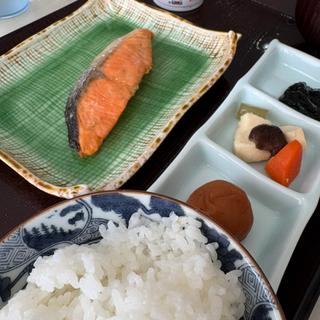 朝定食(シーアイヴィラ伊豆熱川　リトルキッチンモモ)