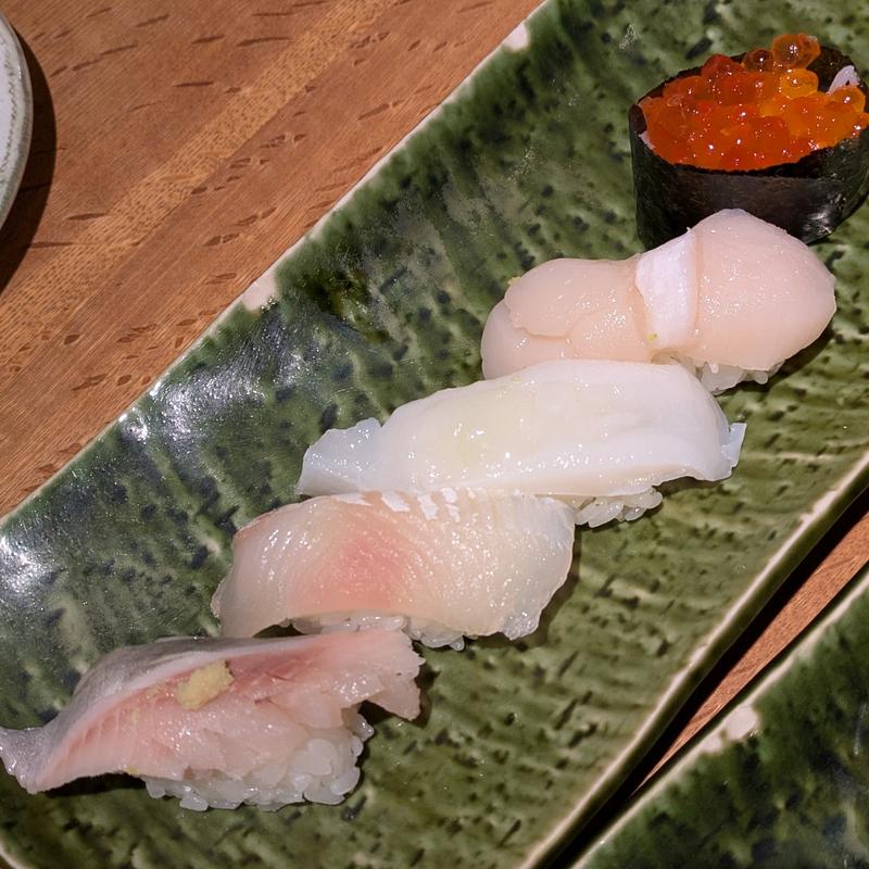 旬の5種(寿司と炉端焼 四季花まる 北口店)