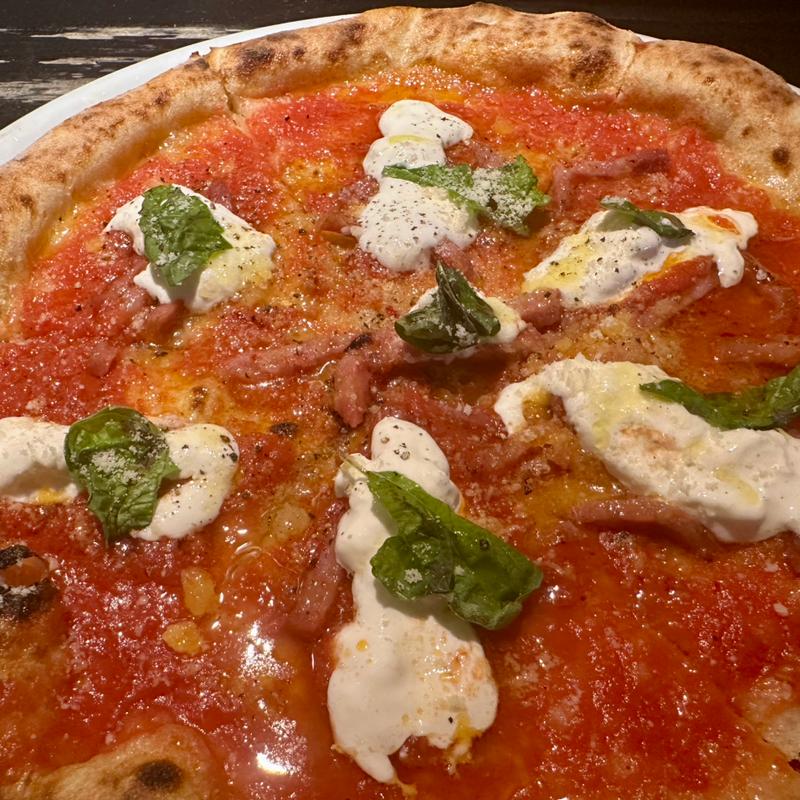 ブッラータチーズのディアボラ(ピッツェリア イル・タンブレッロ)