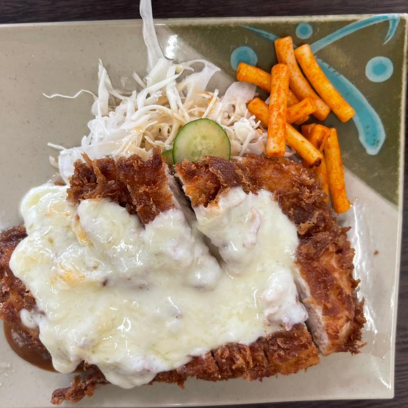 チーズチキンカツ定食(ハイライト食堂 衣笠店 )