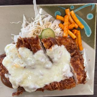 チーズチキンカツ定食