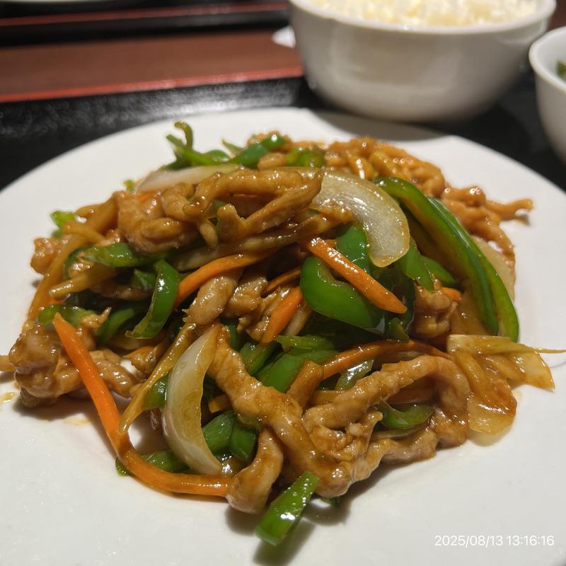 青椒肉絲(錦秀菜館 神保町店)