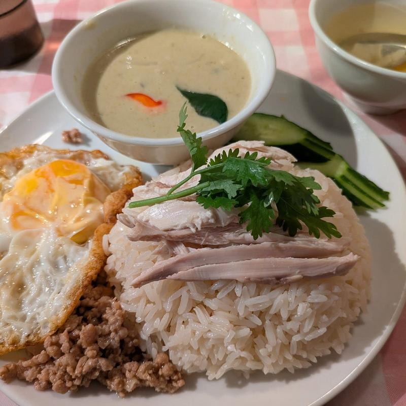 3種盛り(タイ屋台ガッチキ)