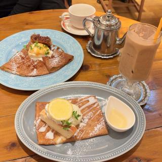 はちみつレモンチーズケーキクレープ