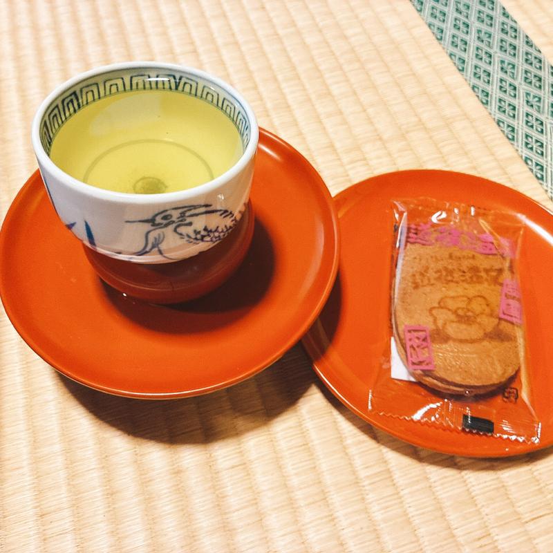 湯上がりお茶菓子(道後温泉別館 飛鳥乃湯泉（あすかのゆ）)