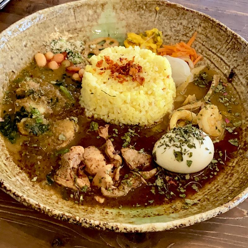 スパイスカレー3種盛(numb)