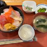 海鮮丼　