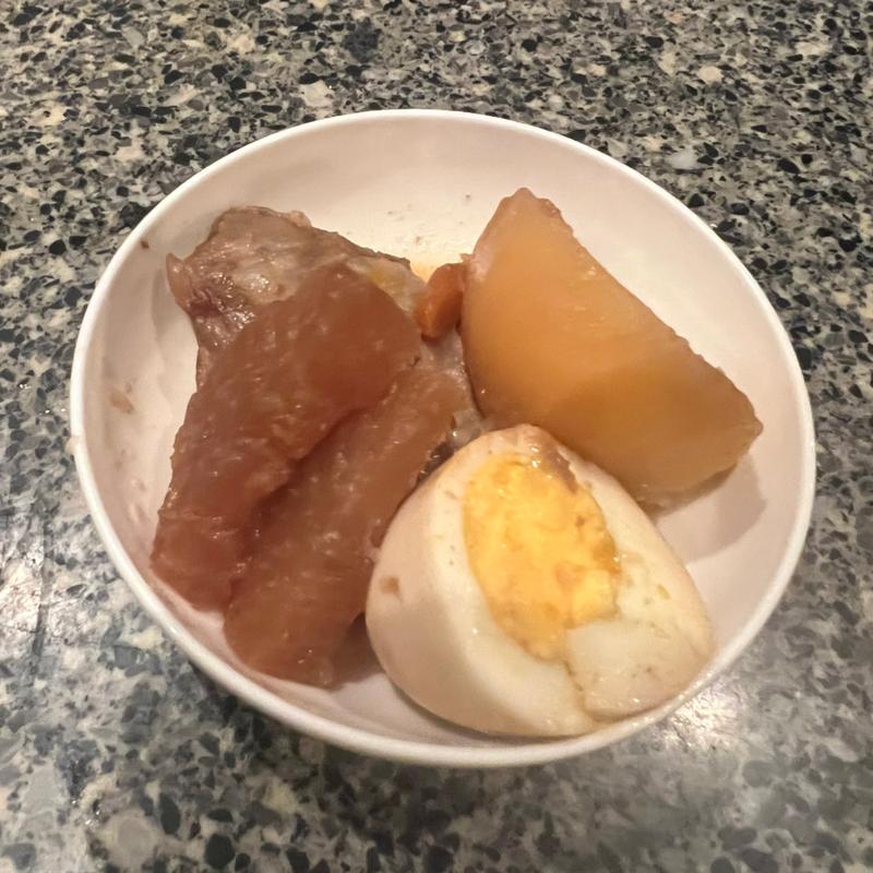 大根とソーキの煮物(菜菜 )