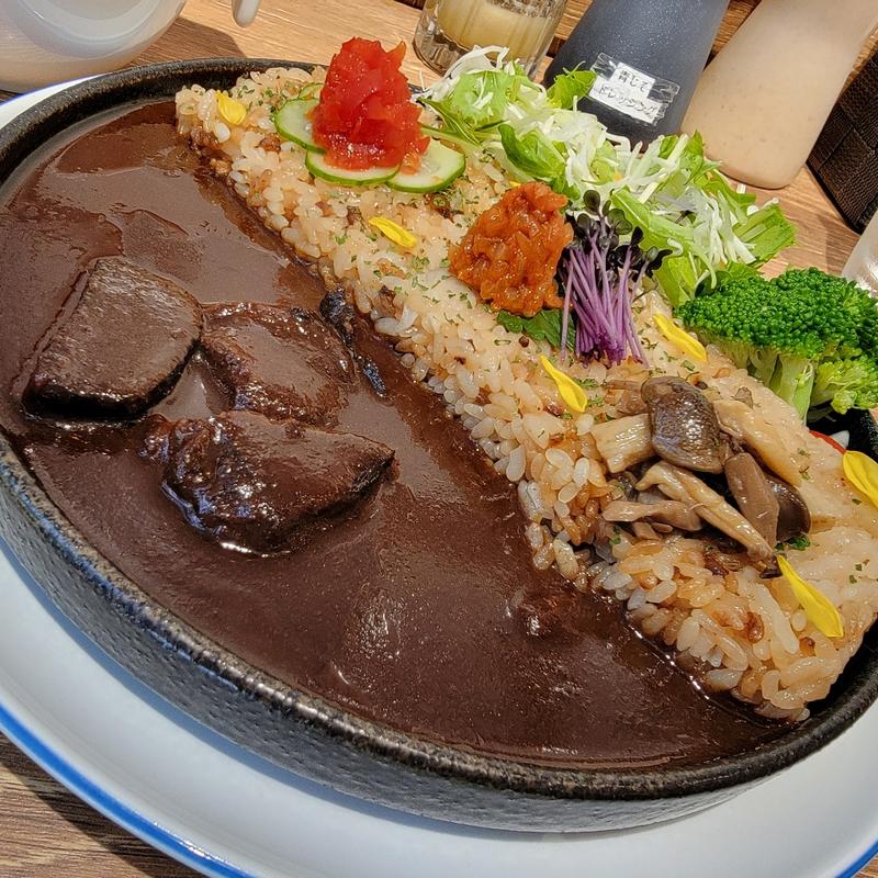 特製グランドールカレー＋オニオンライス変更(グランドール)