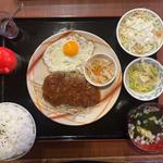 Aランチ ハンバーグ定食