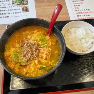 担々麺セット(串焼居酒屋 創けん 川崎)
