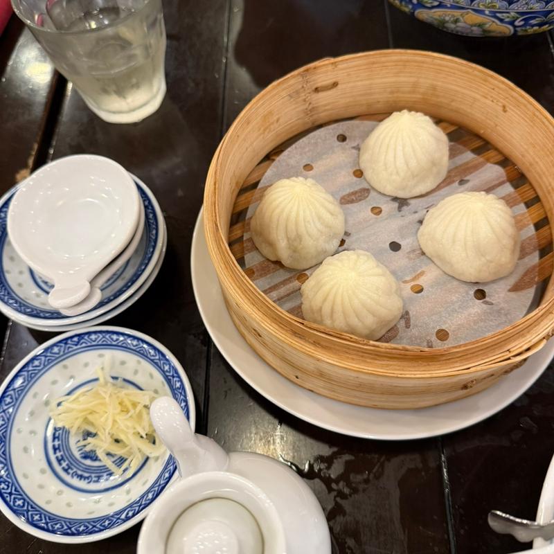 豚肉小籠包4個(中国ラーメン揚州商人 イオンレイクタウンmori店)