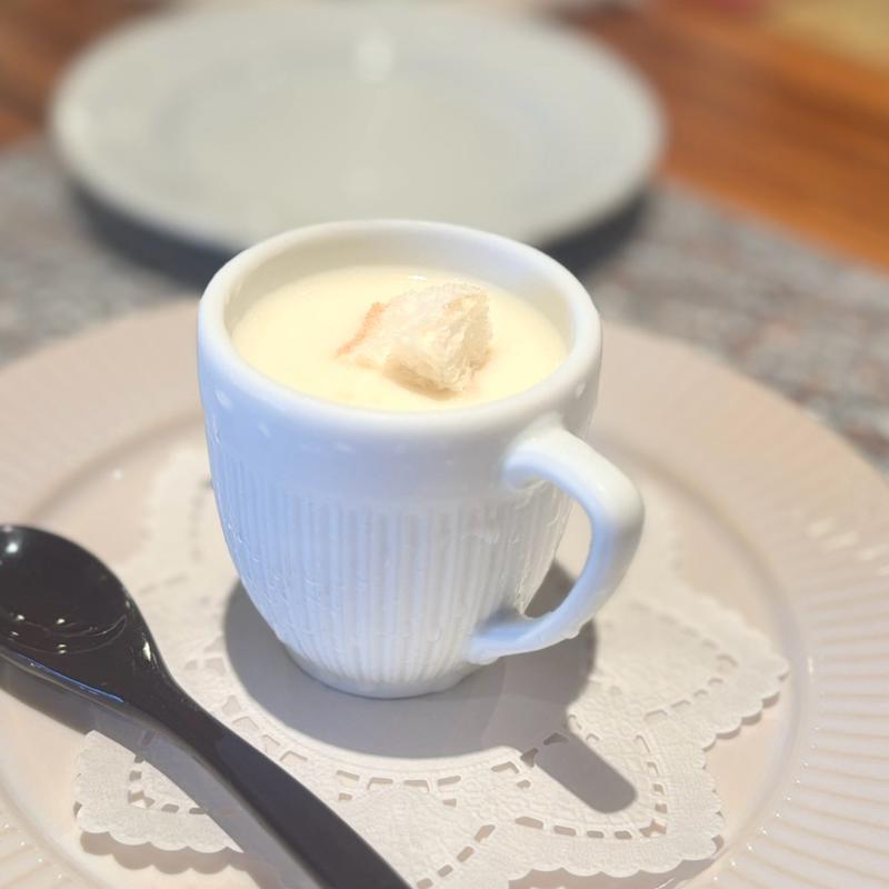 Primeurs（プリムール）コース　小前菜(キャンドゥ （CAN DO）)