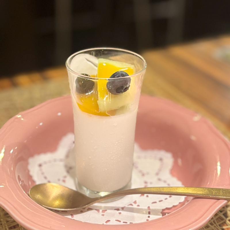 Primeurs（プリムール）コース　デセール(キャンドゥ （CAN DO）)