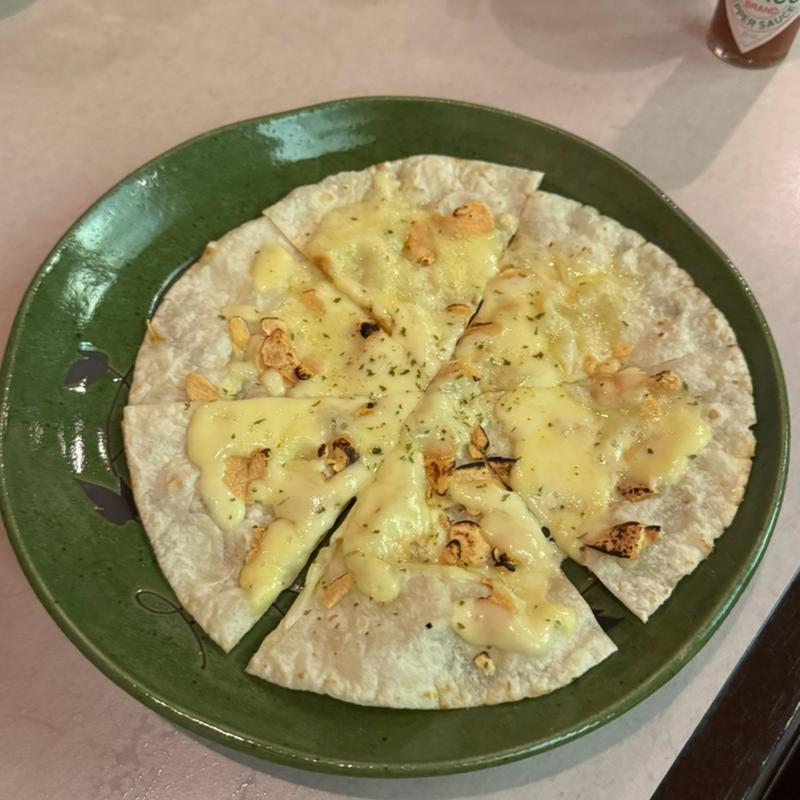 ガーリックピザ(食彩や魚太郎 )