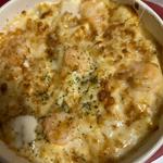 濃厚なめらかソースの　海老グラタン