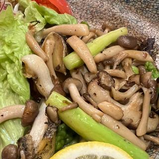 アスパラ鮑バター焼き(我逢人かっぱ  （【旧店名】祇園かっぱ）)