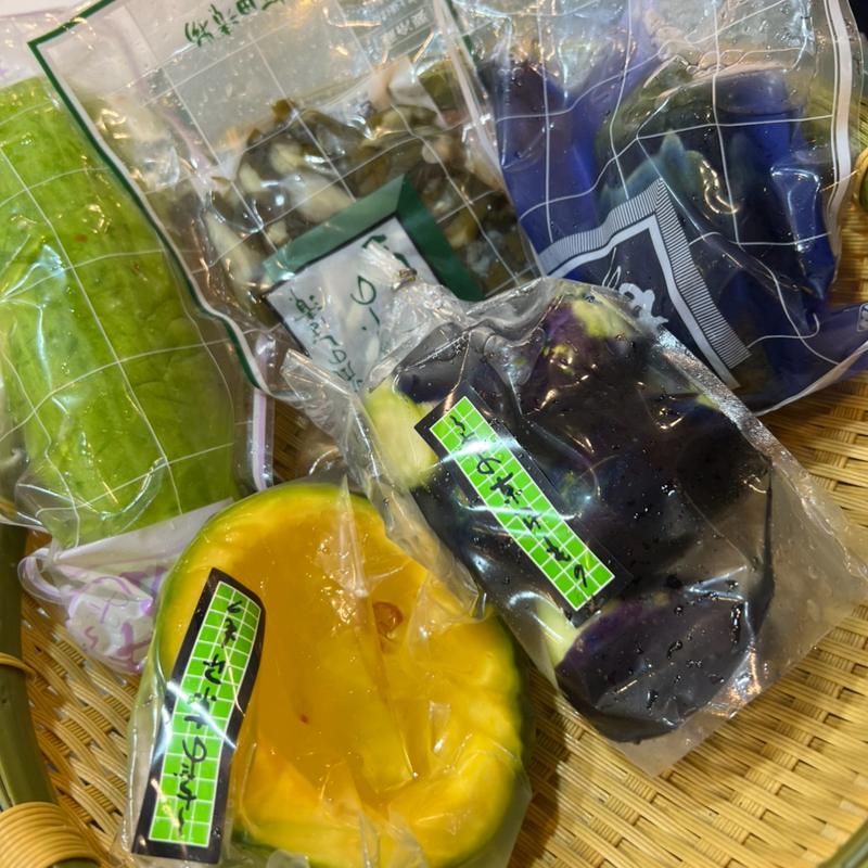 季節限定　水茄子　小茄子　瓜　胡瓜のしば漬け　かぼちゃ漬け(京つけもの 打田漬物 錦小路店 )
