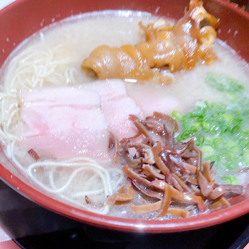 MEGA豚足ラーメン(TOCOTON１)