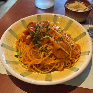 お肉屋さんのソーセージ入りスパゲッティナポリタン(タベルナ・パパ )