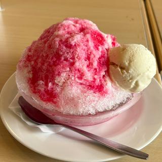 かき氷みるくいちご（小）