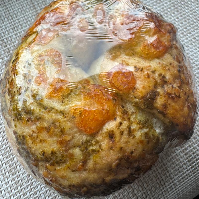 白ゴマベーコンチーズ(Pomu.bakery)