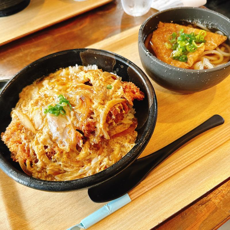 国産もち豚のヘレカツ丼ときつねミニおうどん(麺処 ちゅるちゅる)